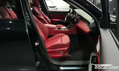 Maserati Grecale 2023 3.0 гидро в Москве № 897208, миниатюра 11