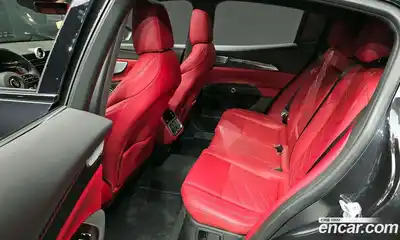 Maserati Grecale 2023 3.0 гидро в Москве № 897208, миниатюра 12