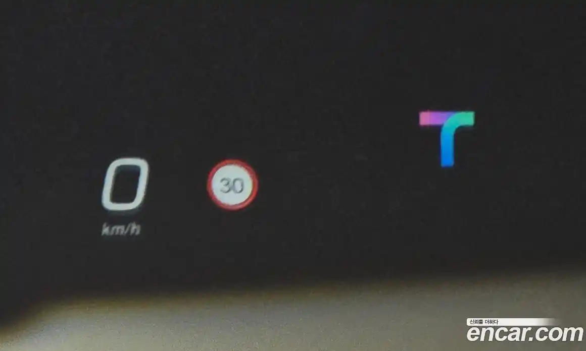 Maserati Grecale 2023 3.0 гидро в Москве № 897208, фото 17