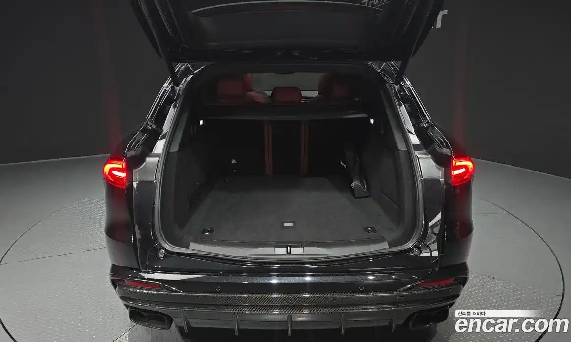 Maserati Grecale 2023 3.0 гидро в Москве № 897208, фото 20