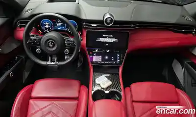 Maserati Grecale 2023 3.0 гидро в Москве № 897208, миниатюра 7