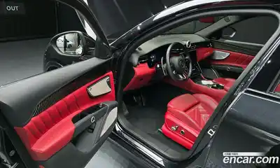 Maserati Grecale 2023 3.0 гидро в Москве № 897208, миниатюра 10