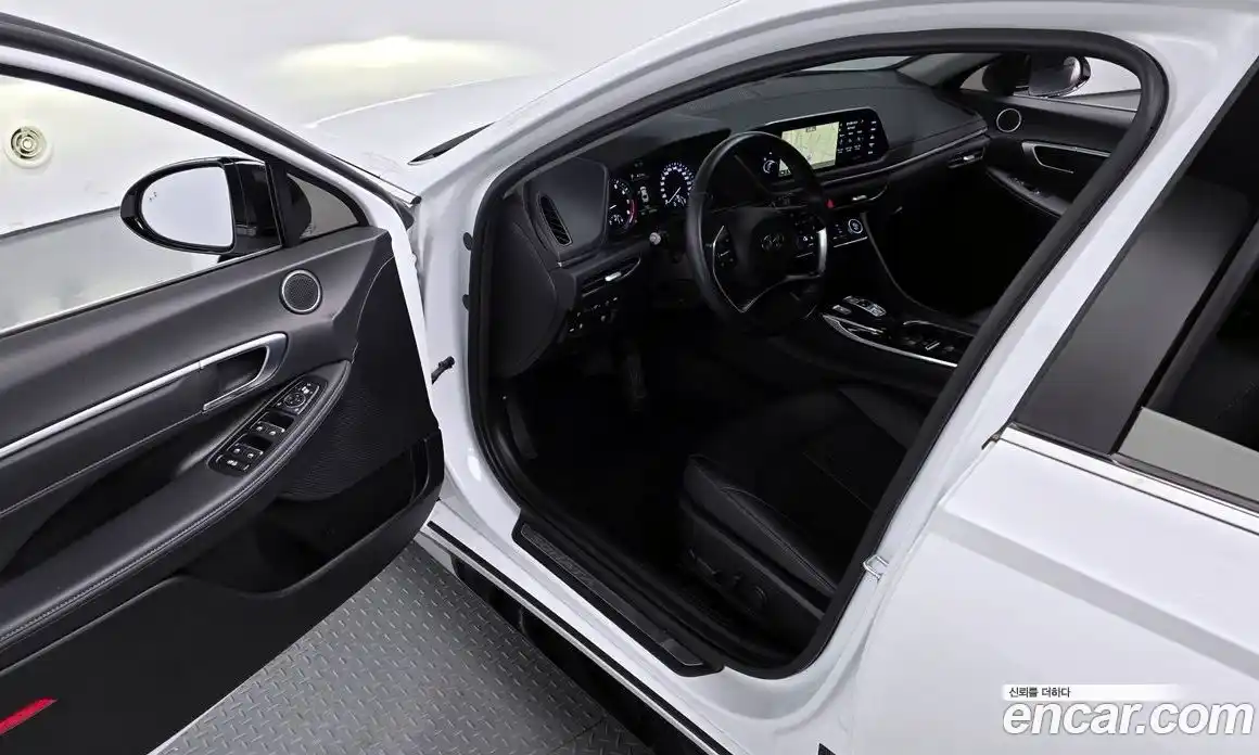 Hyundai Sonata 2021 2.0 гидро в Москве, фото 11