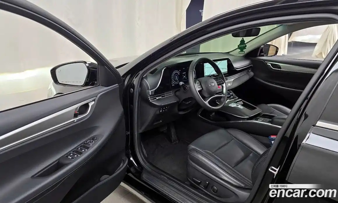 Hyundai Grandeur 2022 2.5 Автомат в Москве № 927134, фото 10