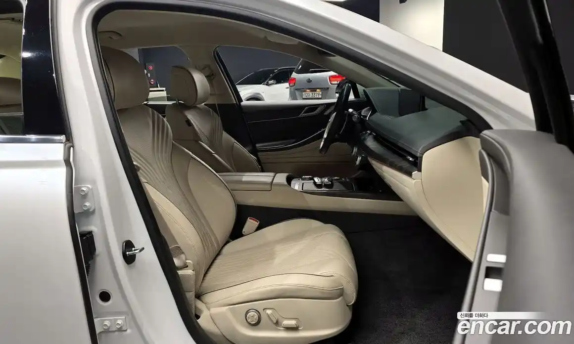 Genesis G80 2022 2.5 Автомат в Москве № 930715, фото 10