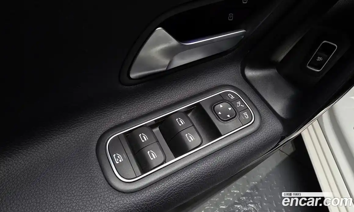 Mercedes-Benz A-Class 2020 2.0 гидро в Москве № 969976, фото 19