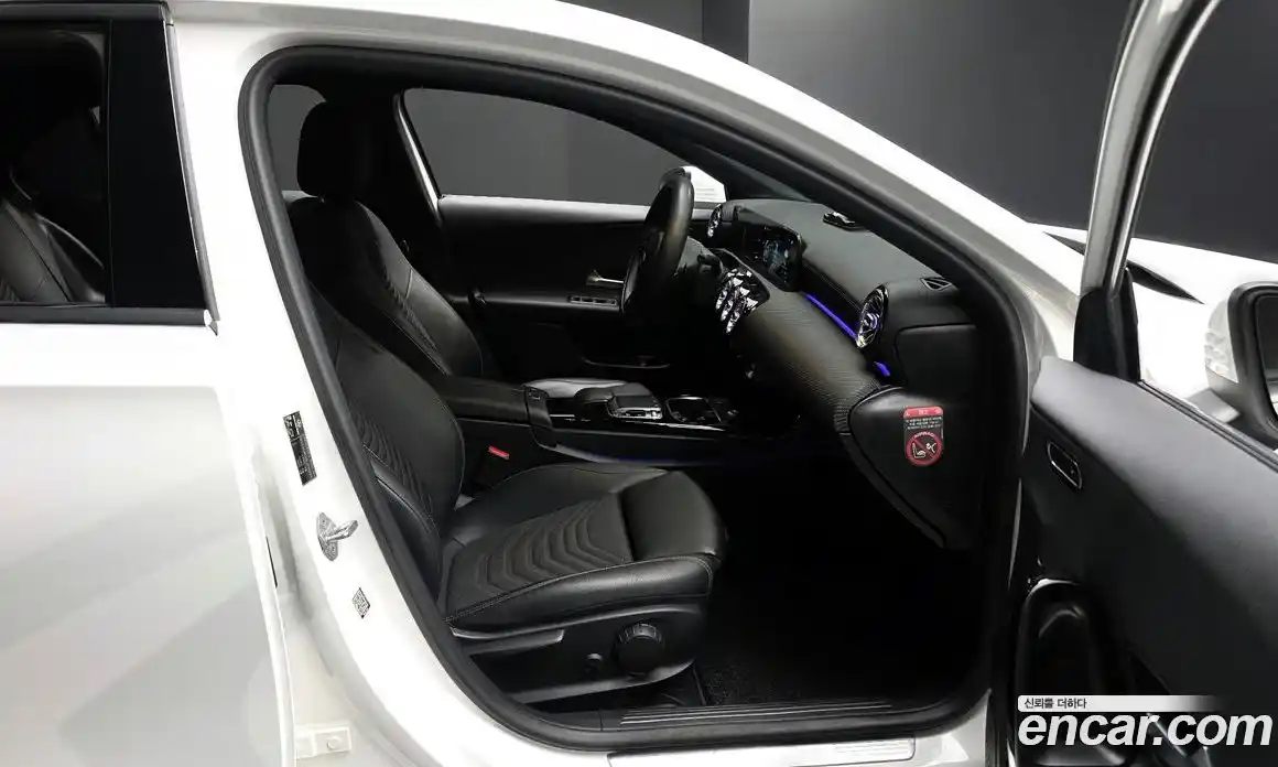 Mercedes-Benz A-Class 2020 2.0 гидро в Москве № 969976, фото 10