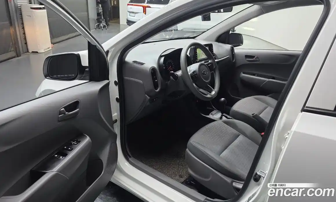 Kia Morning 2021 1.0 Автомат в Москве № 972332, фото 10