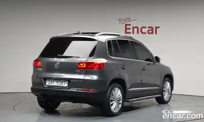 Volkswagen Tiguan 2014 2.0 гидро в Москве № 976155, миниатюра 2