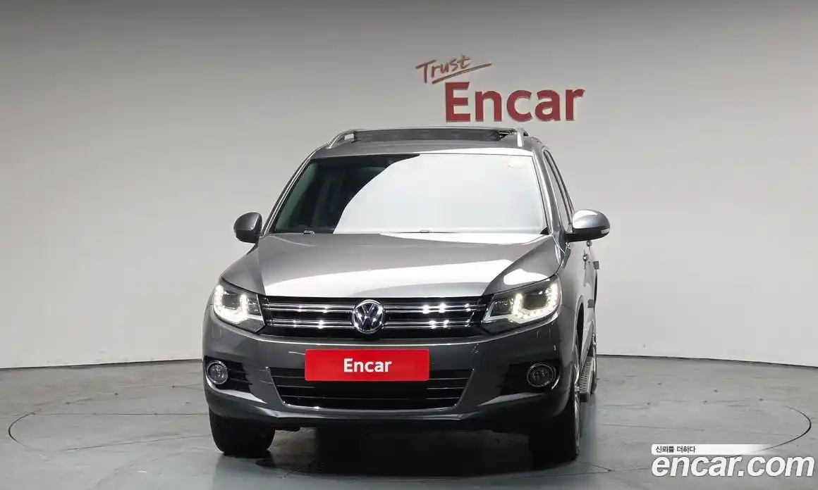 Volkswagen Tiguan 2014 2.0 гидро в Москве № 976155, фото 3
