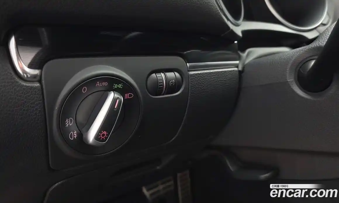 Volkswagen Golf 2011 2.0 гидро в Москве № 976204, фото 16