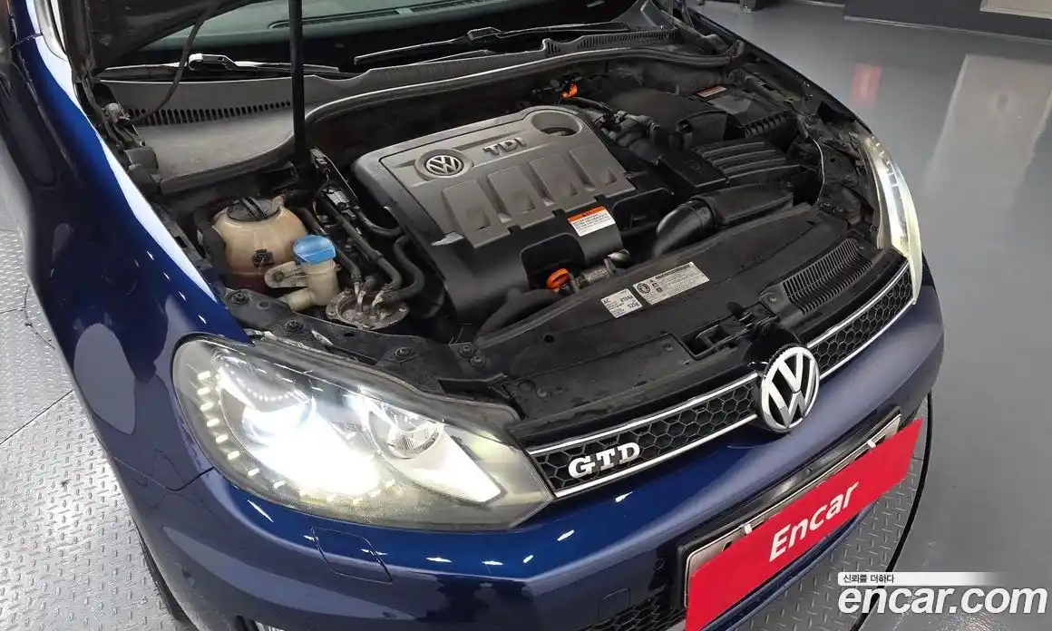 Volkswagen Golf 2011 2.0 гидро в Москве № 976204, фото 6