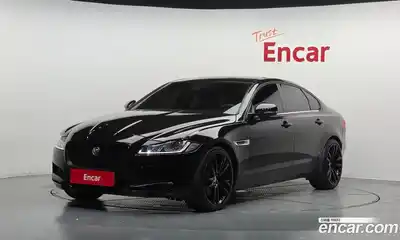 Jaguar XF, 2017