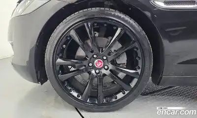 Jaguar XF 2017 2.0 гидро в Москве № 976516, миниатюра 5