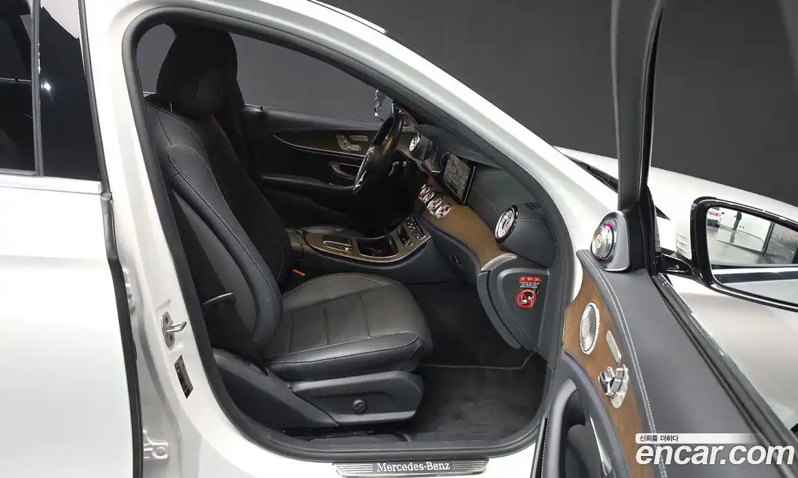 Mercedes-Benz E-Class 2021 1.9 гидро, фото 11