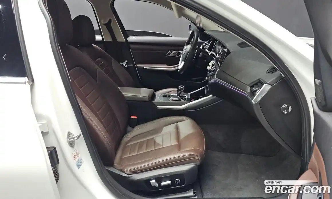 BMW 3-Series 2021 2.0 Автомат в Москве № 1004706, фото 11