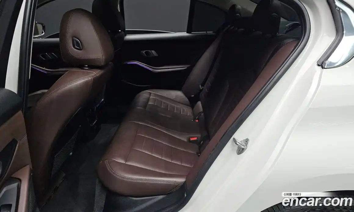 BMW 3-Series 2021 2.0 Автомат в Москве № 1004706, фото 13