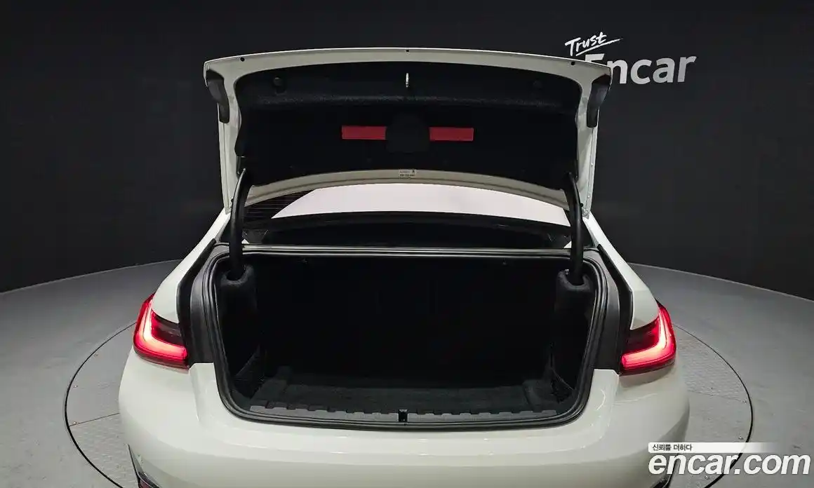 BMW 3-Series 2021 2.0 Автомат в Москве № 1004706, фото 20