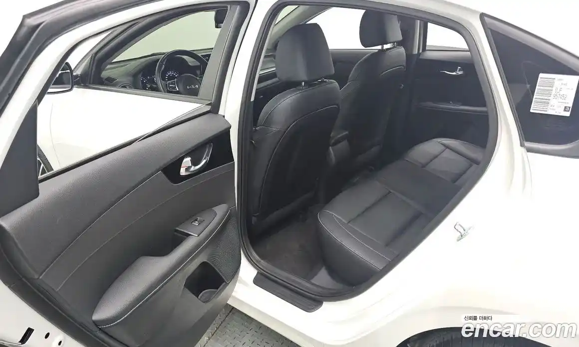 Kia K3 2023 1.6 Автомат в Москве № 1009711, фото 12