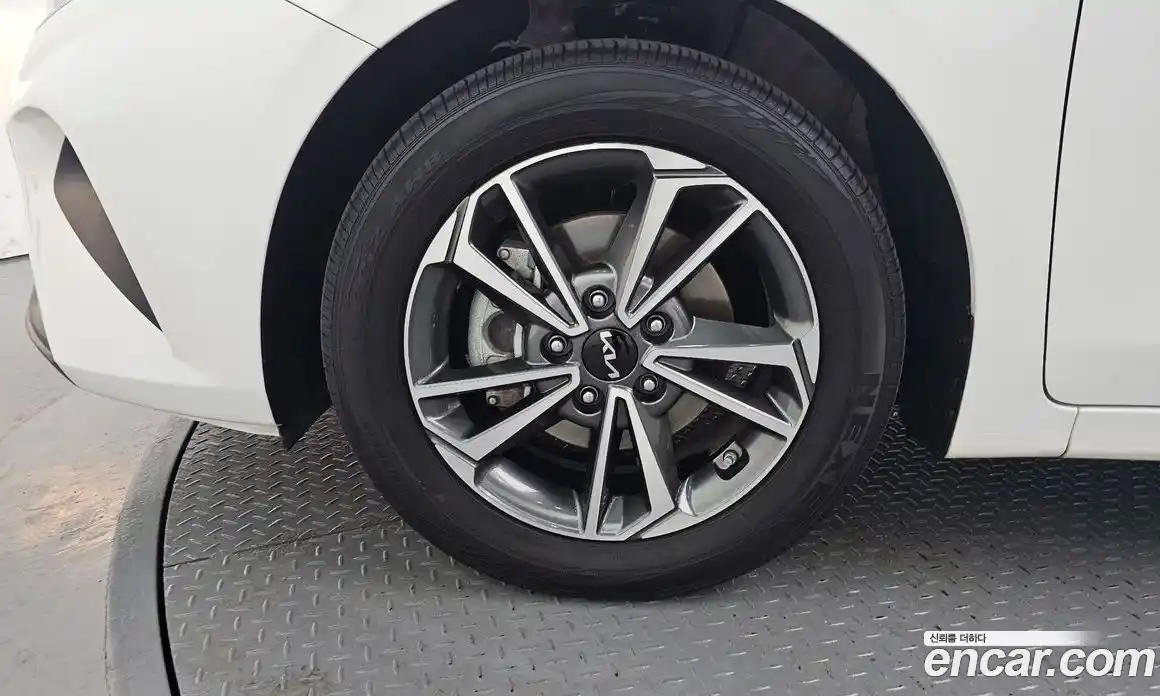 Kia K3 2023 1.6 Автомат в Москве № 1009711, фото 5