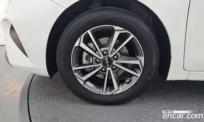 Kia K3 2023 1.6 Автомат в Москве № 1009711, миниатюра 5