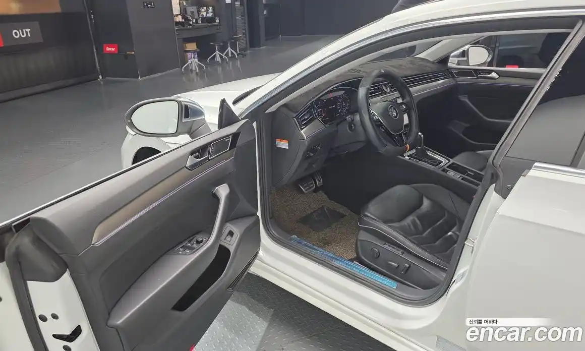 Volkswagen Arteon 2019 2.0 гидро в Москве № 1014555, фото 11