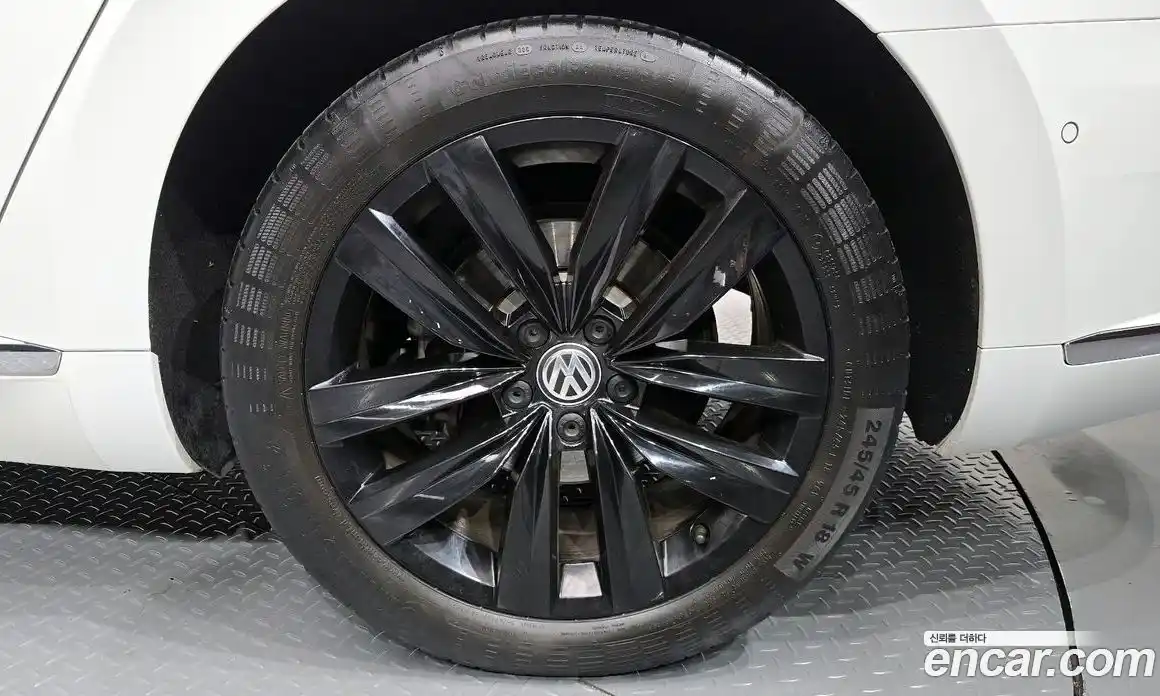Volkswagen Arteon 2019 2.0 гидро в Москве № 1014555, фото 5