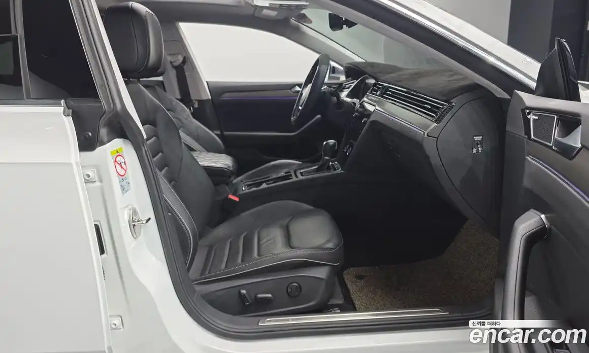 Volkswagen Arteon 2019 2.0 гидро в Москве № 1014555, фото 10