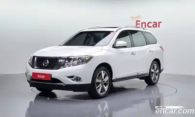 Nissan Pathfinder, 2014