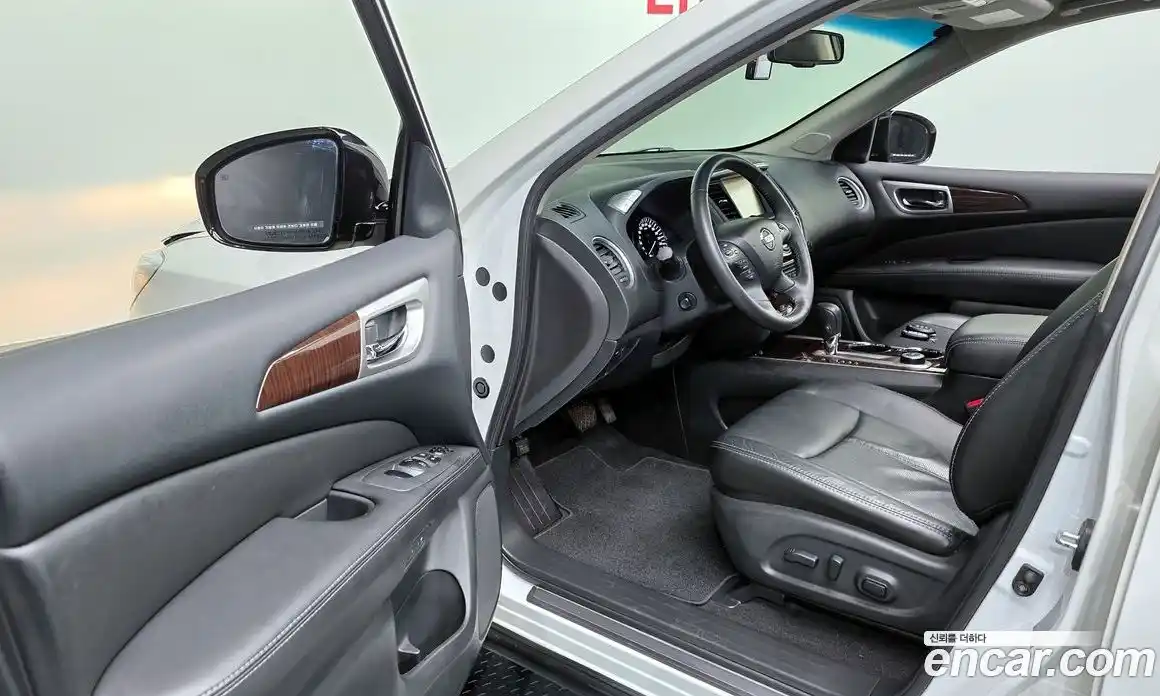 Nissan Pathfinder 2014 3.5 гидро в Москве № 1015907, фото 11