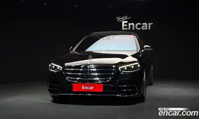 Mercedes-Benz S-Class 2023 3.0 гидро в Москве № 160328, миниатюра 3