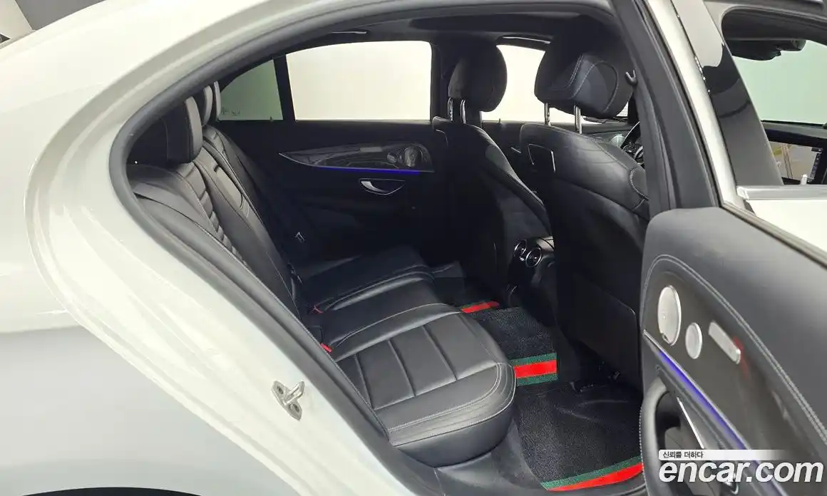 Mercedes-Benz E-Class 2019 2.0 гидро в Москве, фото 12