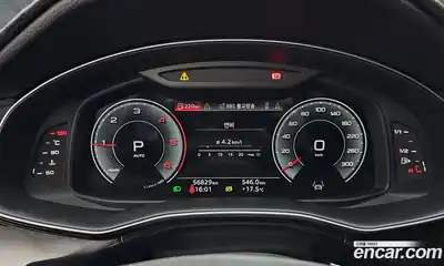 Audi Q7 2021 3.0 гидро в Москве № 163115, миниатюра 8