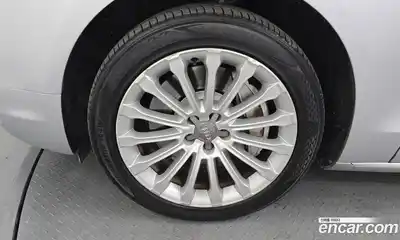 Audi A8 2013 4.1 гидро в Москве № 163917, миниатюра 5