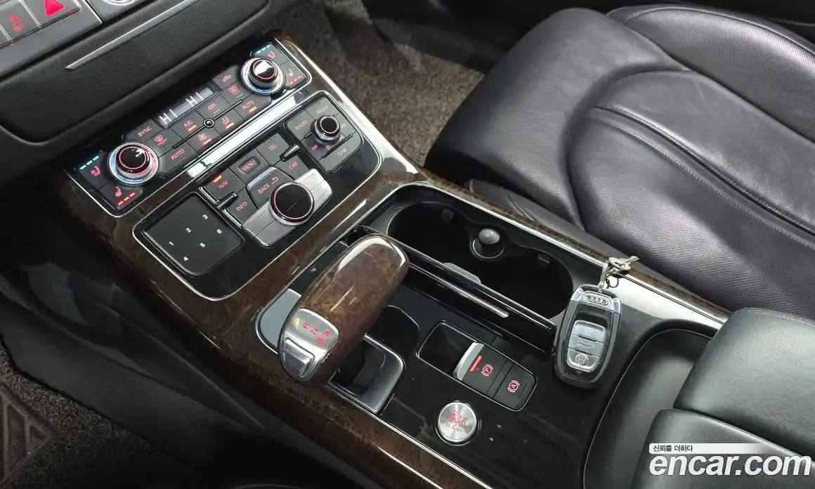 Audi A8 2013 4.1 гидро в Москве № 163917, фото 9