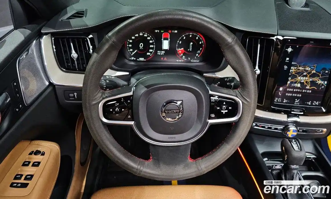 Volvo XC60 2017 2.0 гидро в Москве № 164662, фото 13