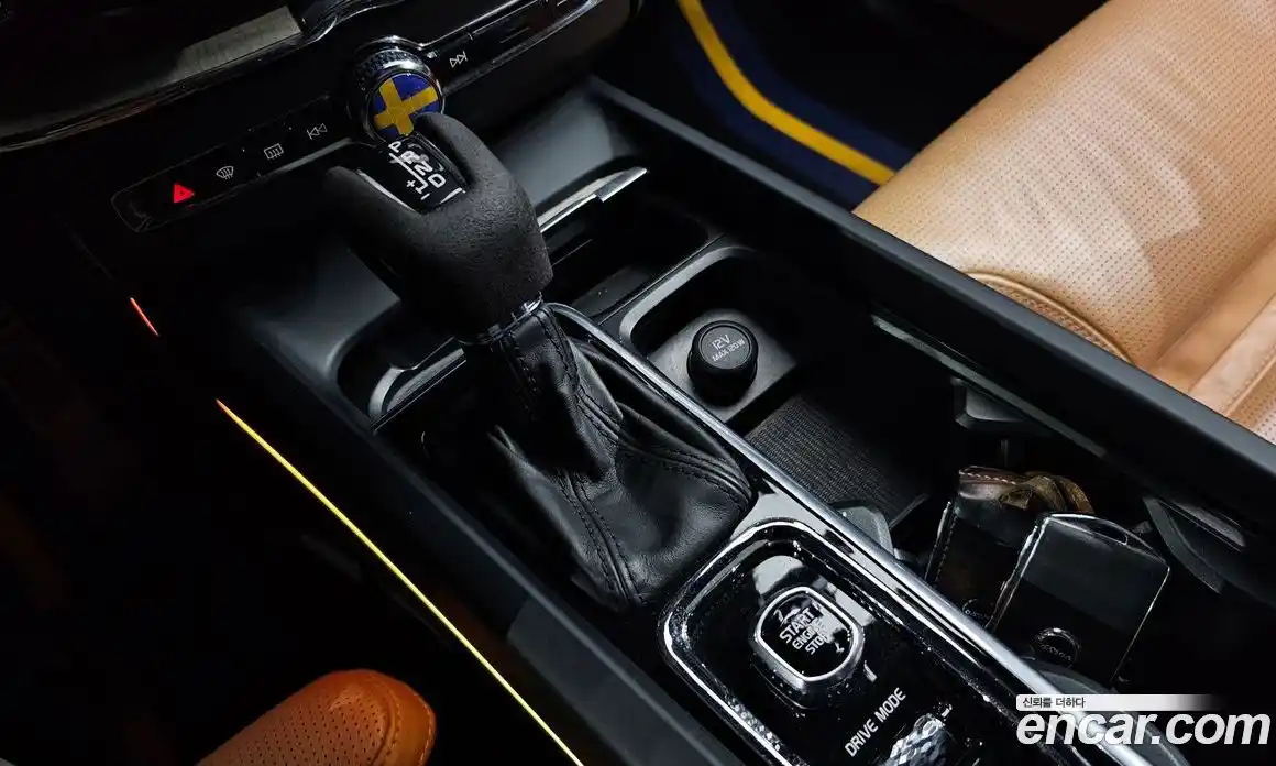 Volvo XC60 2017 2.0 гидро в Москве № 164662, фото 9
