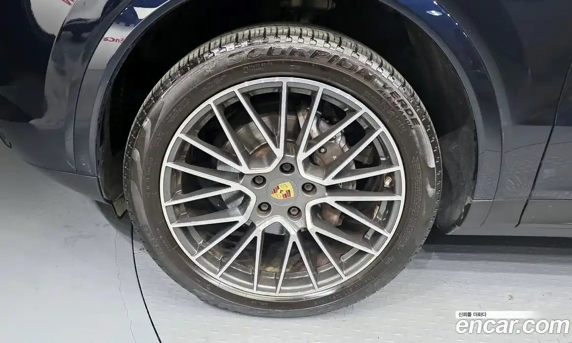 Porsche Cayenne 2019 3.0 гидро в Москве № 165320, фото 5
