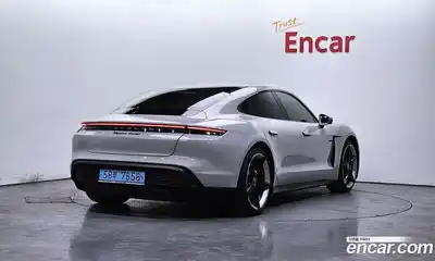 Porsche Taycan 2022 0.1 гидро в Москве № 165478, миниатюра 2