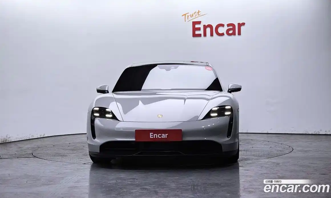 Porsche Taycan 2022 0.1 гидро в Москве № 165478, фото 3