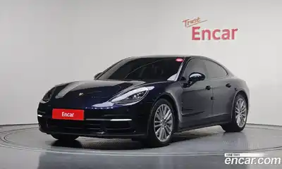 Porsche Panamera, 2018