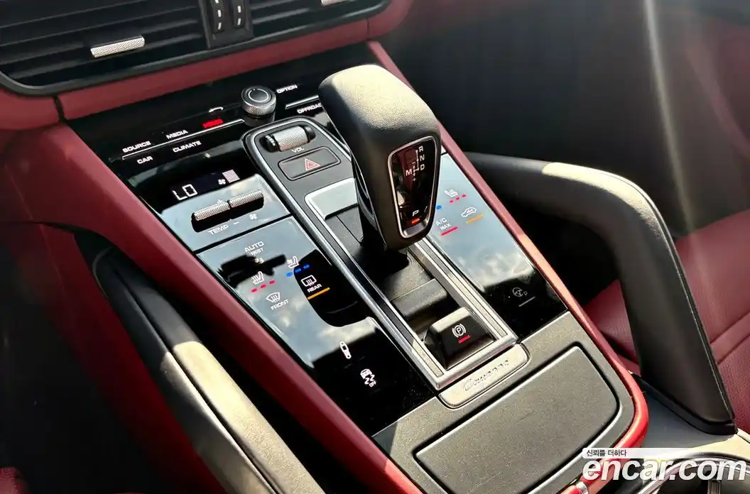Porsche Cayenne 2019 3.0 гидро в Москве № 165822, фото 18