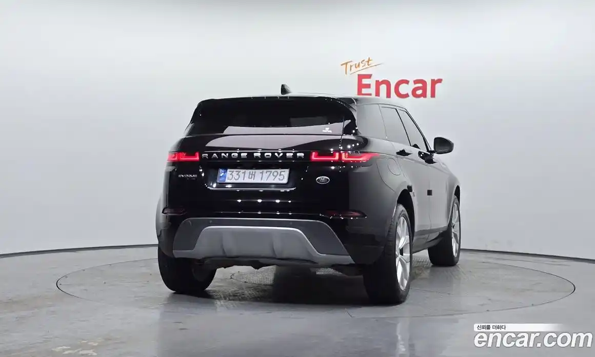 Land Rover Range-Rover Evoque 2020 2.0 гидро в Москве № 166158, фото 4