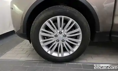 Land Rover Discovery 2017 3.0 гидро в Москве № 166639, миниатюра 5