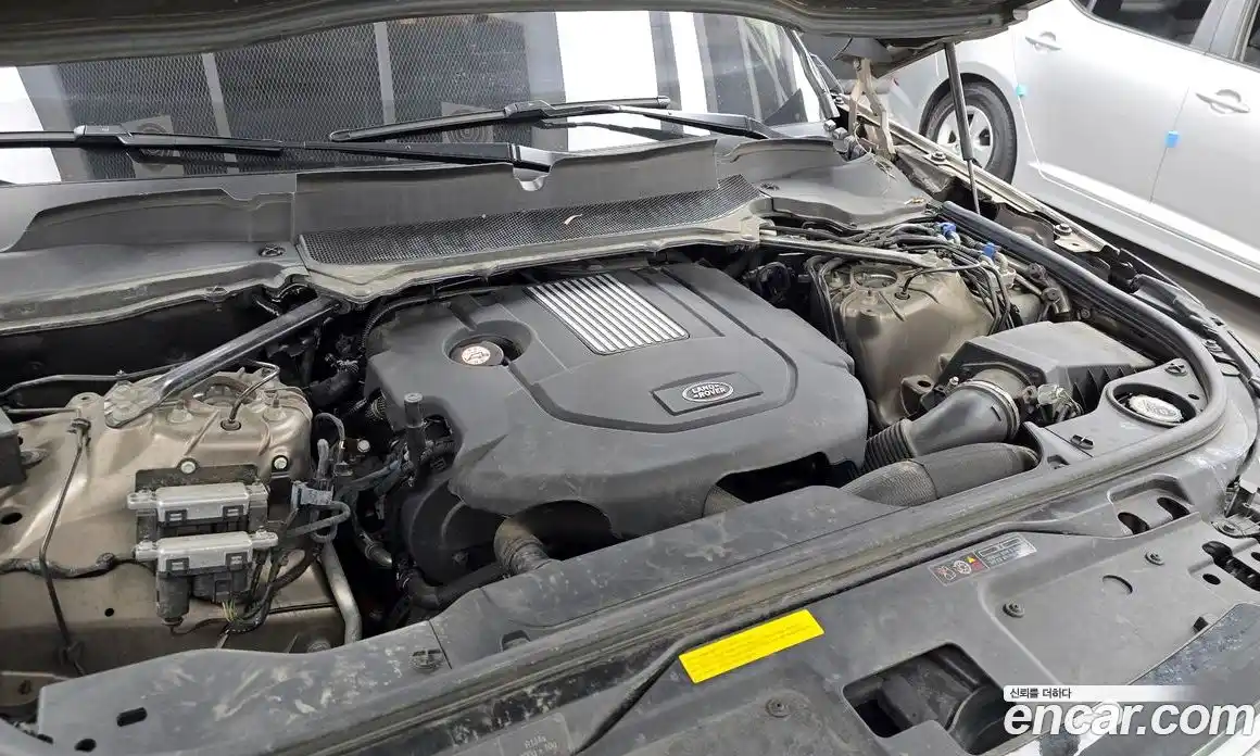Land Rover Discovery 2017 3.0 гидро в Москве № 166639, фото 6
