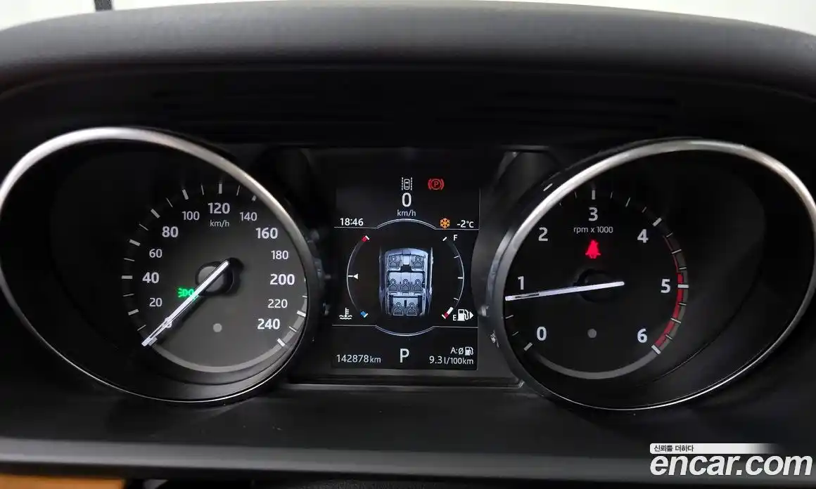 Land Rover Discovery 2017 3.0 гидро в Москве № 166639, фото 8