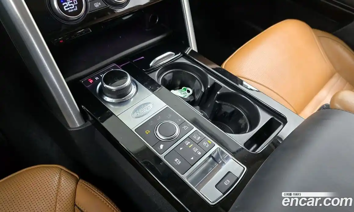 Land Rover Discovery 2017 3.0 гидро в Москве № 166639, фото 9