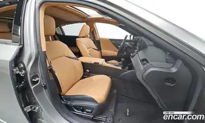 Lexus ES 2024 2.5 гидро в Москве № 168019, миниатюра 11