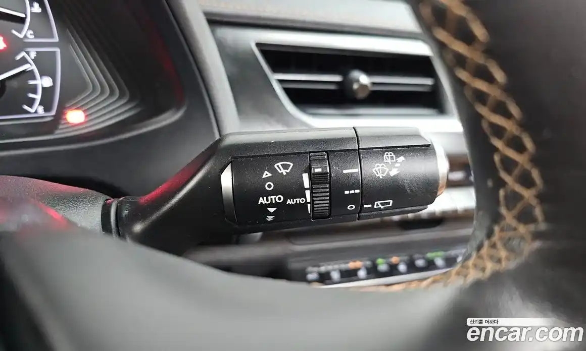 Lexus UX 2019 2.0 гидро в Москве № 168075, фото 17