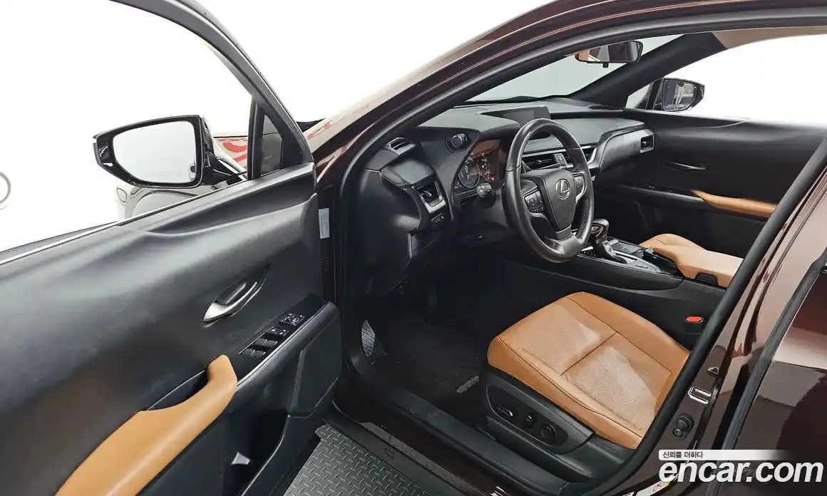 Lexus UX 2019 2.0 гидро в Москве № 168075, фото 10